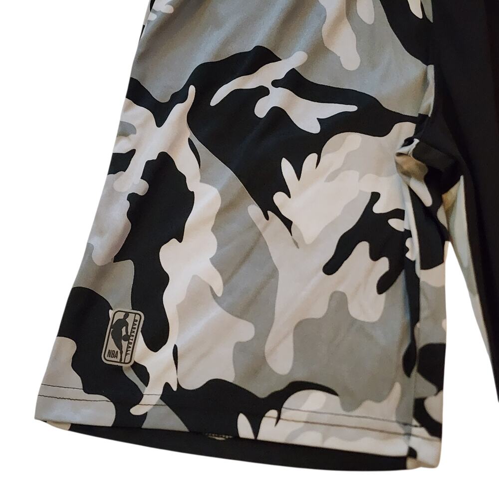 NBA Boys Basketball Shorts Size M 10/12 Black Gray Camo Athletic Drawstring - Picture 4 of 11